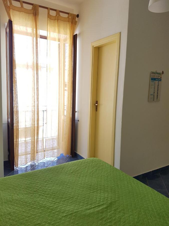 Lipari Centro Storico Flat 7 Min From Port Lejlighed Eksteriør billede